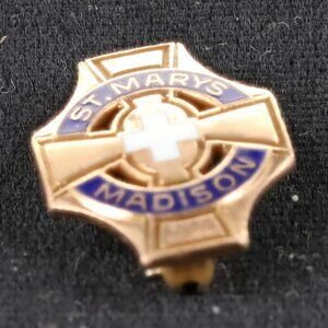St Marys Madison Hospital Lapel Pin, 10k gold
